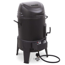 TRU-Infrared Grillsystem - gleichmäßige Hitze, bis zu 50% saftigeres Grillgut, bis zu 30% sparsamer im Verbrauch
Grillen ohne extra Fett- Fleisch räuchern, Hähnchen rösten oder Steaks grillen, alles ohne Öl
Grill Top - abnehmbarer, leicht zu reinigender mitPorzellan beschichteter Grillrost, die Steaks und Gemüse grillen, ohne Aufflammen
Rotationszündung - Elektronische Zündung per Knopfdruck
Röster - In unserem Grillkorb mit verstellbaren Trägern kann bis zu 11kg Fleisch zubereitet werden
Rippchenhaken - bestehend aus 4 Haken für perfekte Rippchen Produktbild Char-Broil Gas-Smoker "The Big Easy": Smoker, Roaster und Grill 3-in-1, schwarz Infrarot, mit Porzellan beschichteter Grillrost. Rotationszündung, Rippchenhaken