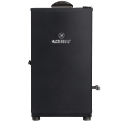 MASTERBUILT Elektro-SMOKER<br><br> Produktbild MASTERBUILT Elektro-SMOKER. Digitalpanel, Temperatur und Uhrzeit. 4 Räucherregale, seitliche Hackschnitzelzuführung ohne Öffnen der Räuchertür